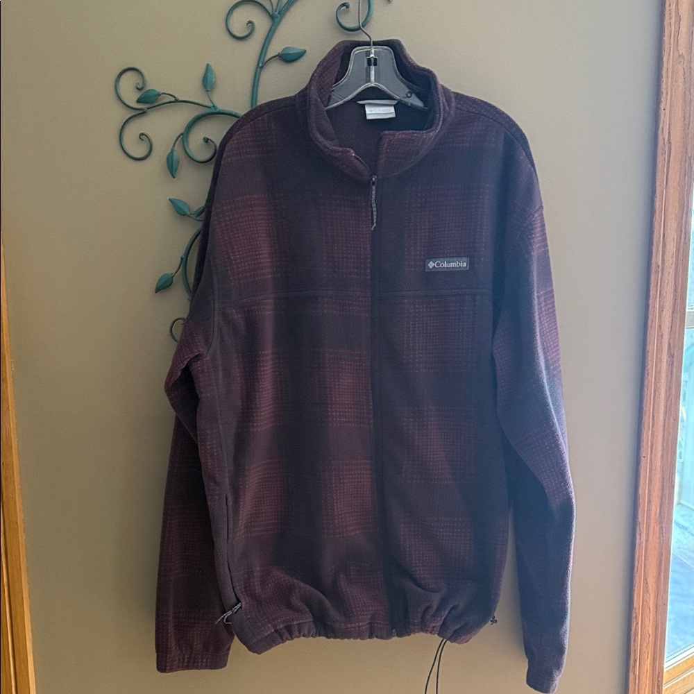 Columbia Men's Black and Red Zip-Up Jacket